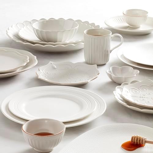 Lenox French Perle Scallop 12-Piece Dinnerware Set Microwave Dishwasher Safe White