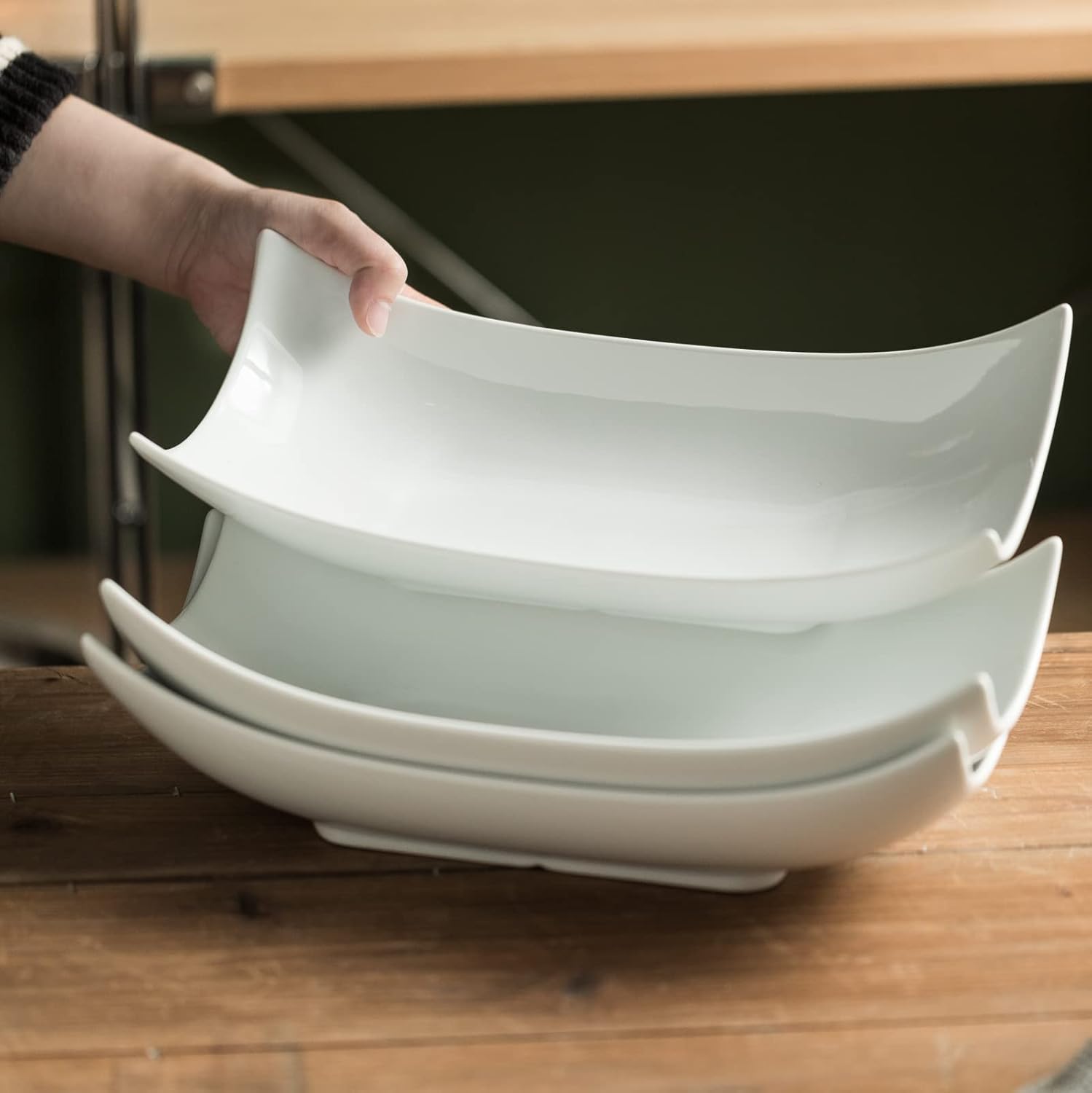 Gomakren 3-Piece Curved Porcelain Serving Bowl Set