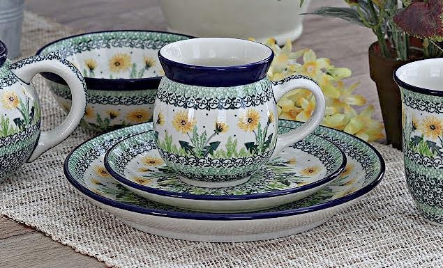 Dessert Delight 775-inch Blue Rose Pottery Dandelion Dessert Plate