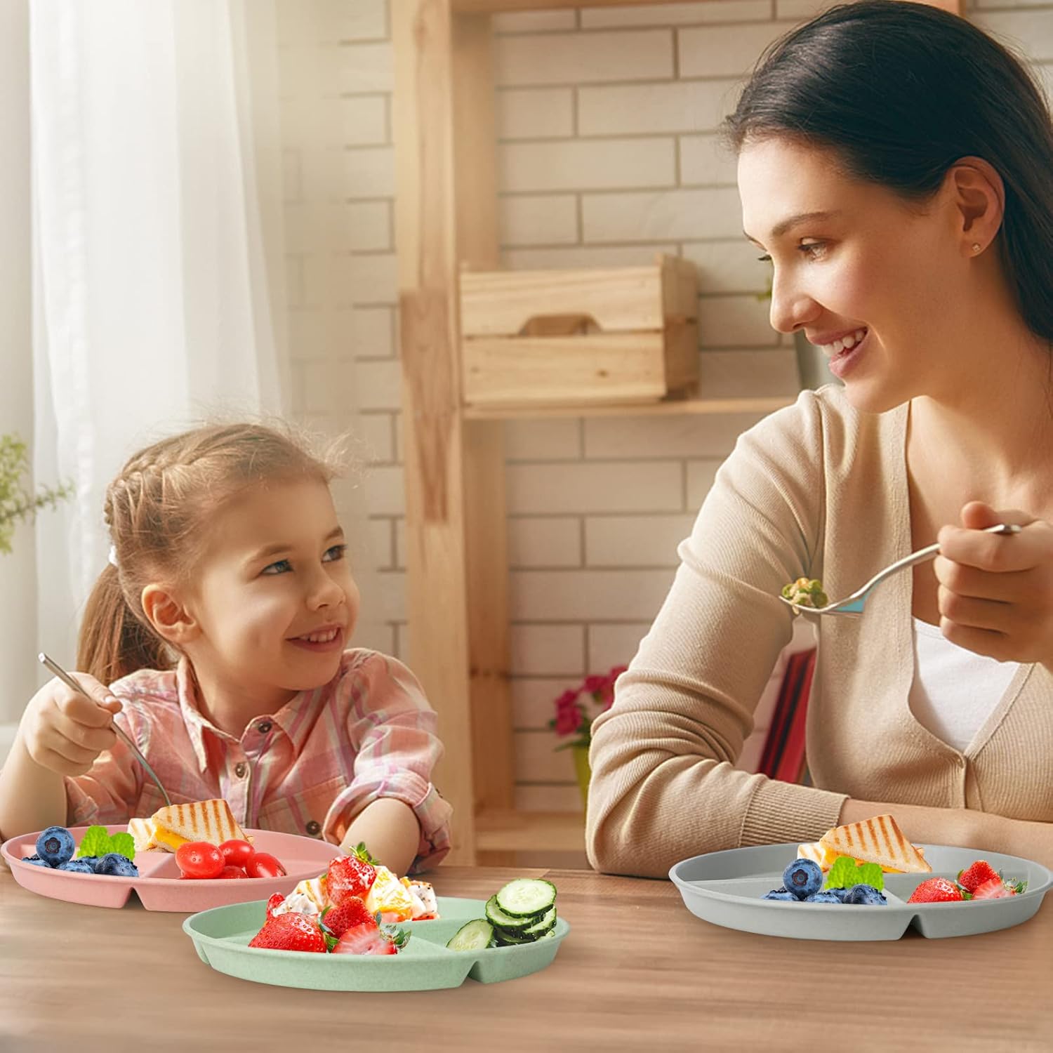 Sturdy Divided Plates with 4PCS Set