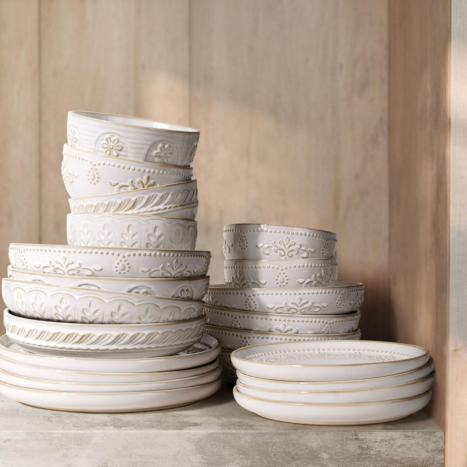 ArtenaSturdy 4-Pack Engineerial Ceramics Bowls Set for Kitchen Use White Design