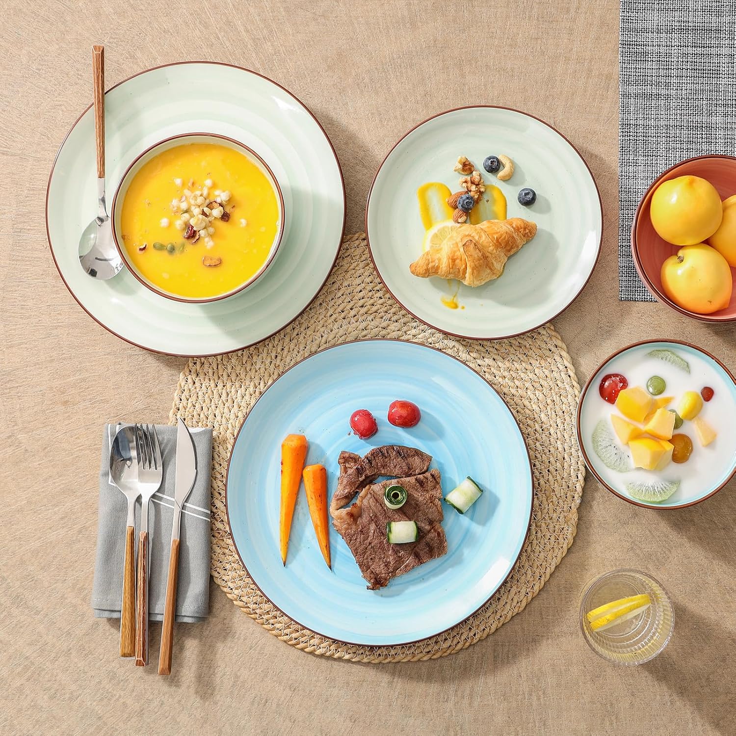 Stylish 16-Piece Dinnerware for 4 with Gradient Design