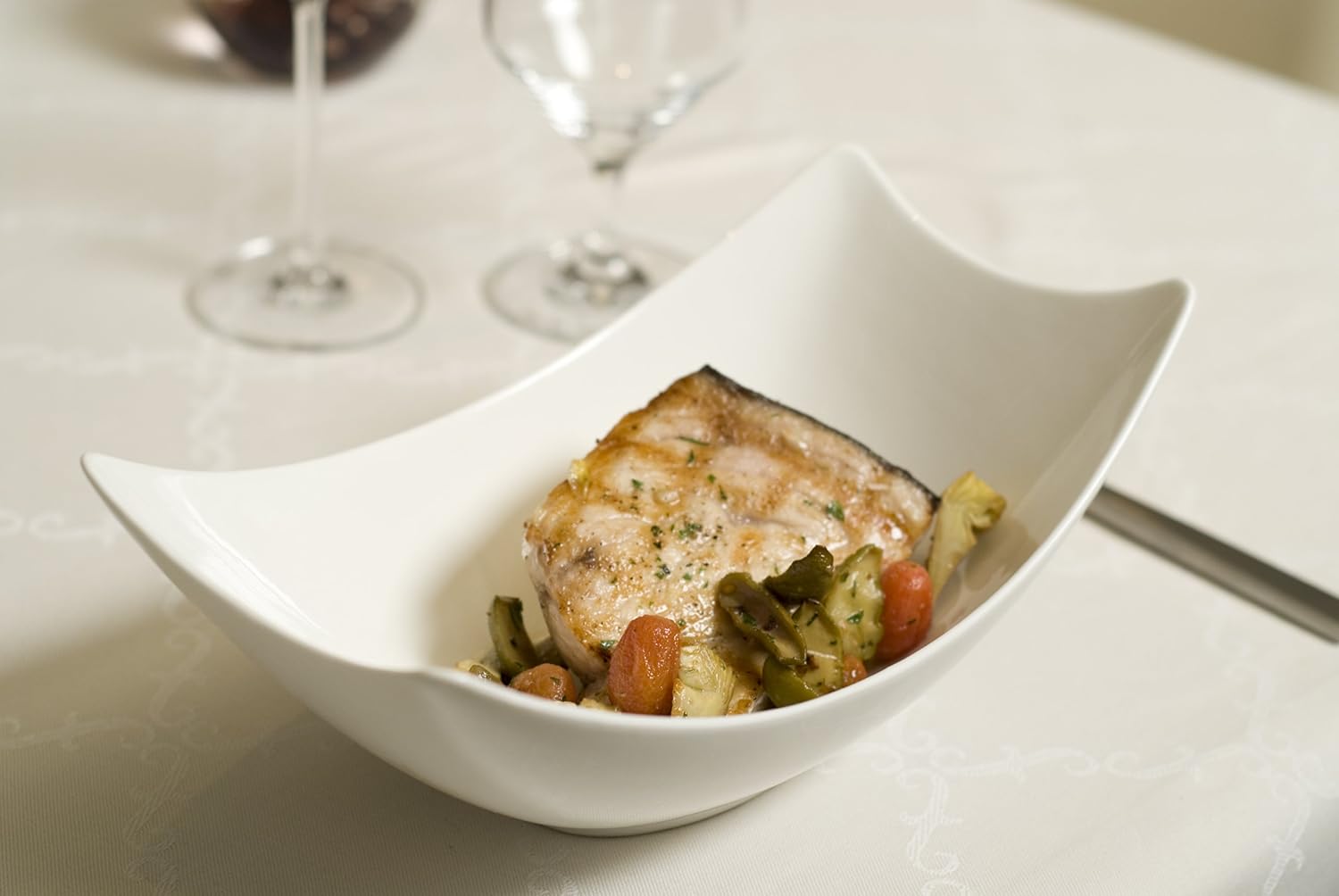 Fortessa Fortaluxe SuperWhite Vitrified China Dinnerware Set of 6