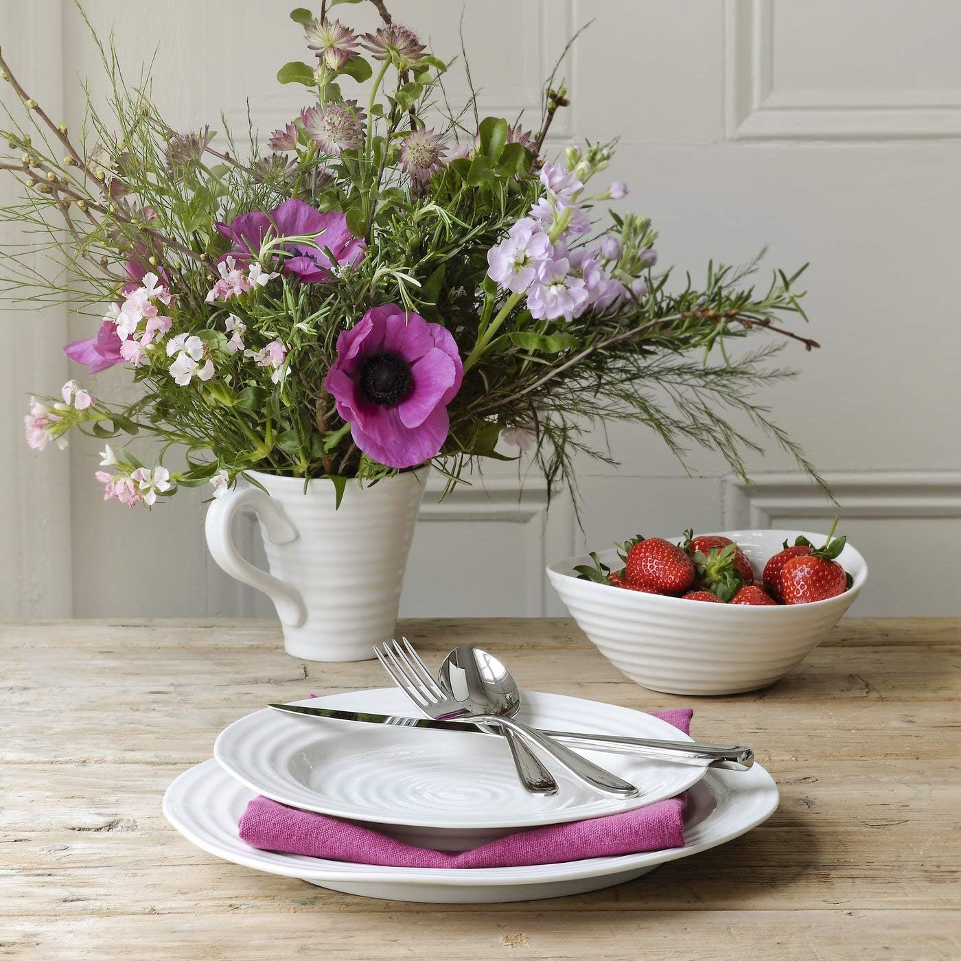 Cutest 12-inch Portmeirion Sophie Conran White Round Platter