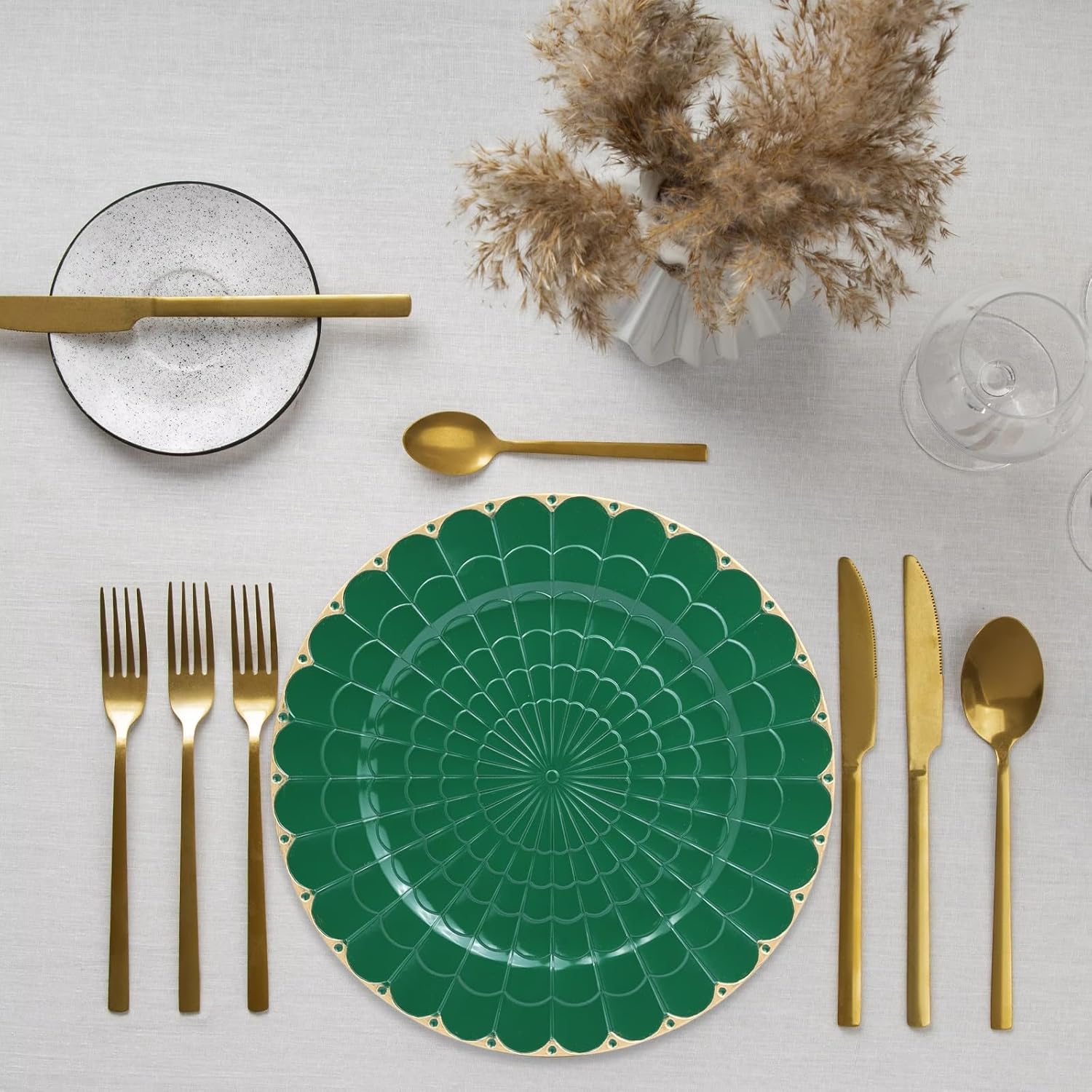 Omuriko Green Charger Plates Set of 6