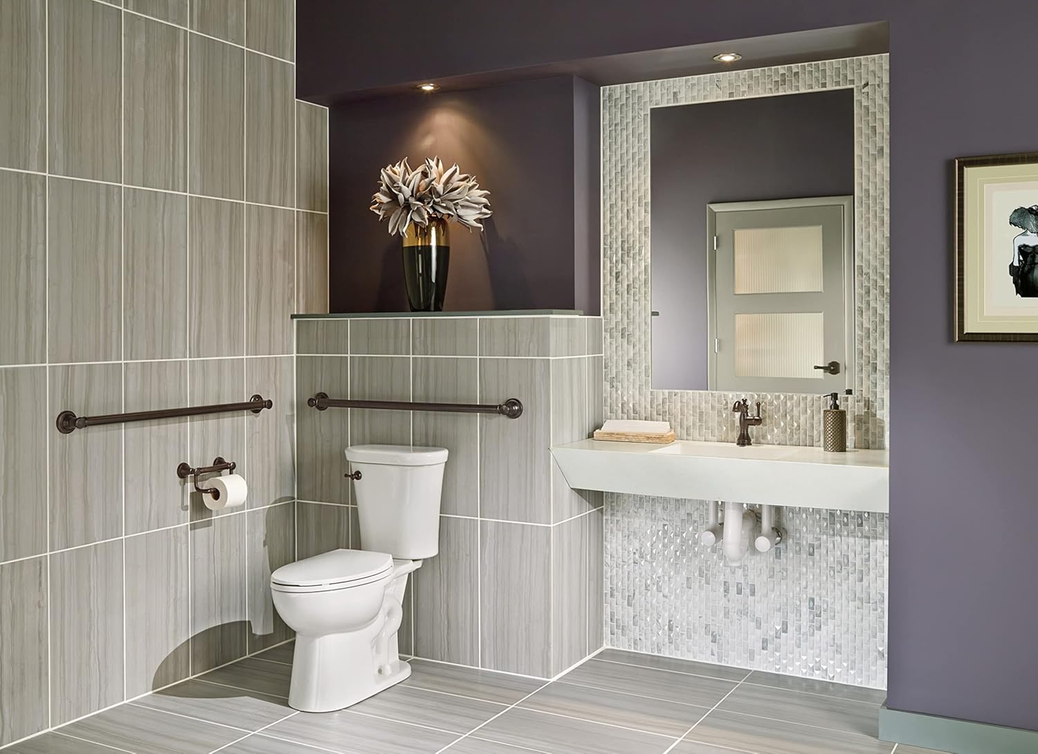 Delta 41636 grabbed bar for safe bathroom use