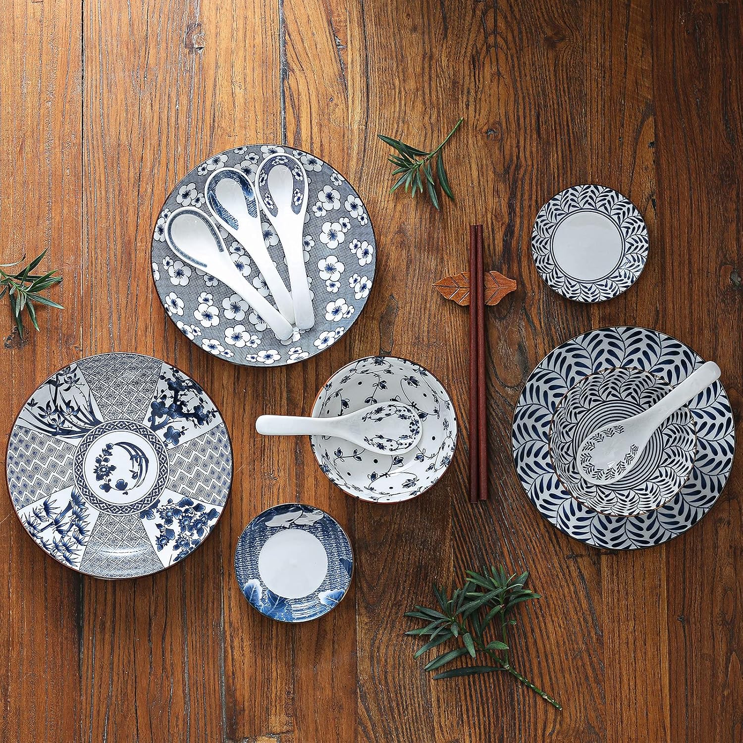 Gegong Blue and White Dinnerware Set Perfect for Every Day
